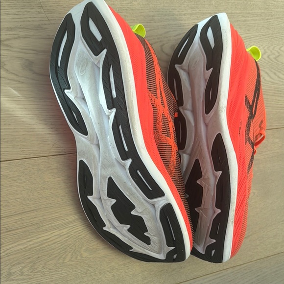 ASICS Superblast 1 - Picture 3 of 4